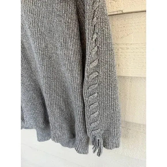 American Eagle Gray Chunky Knit Lace-Up Sleeve Sweater Size L Cozy V-Neck - Picture 5 of 8